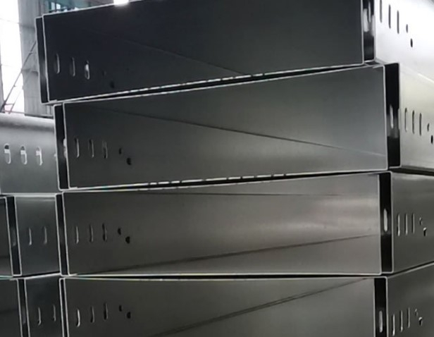 铝合金电缆桥架