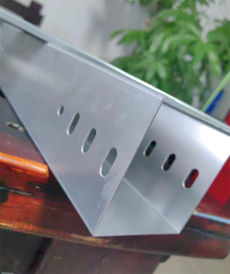 铝镁锌电缆桥架