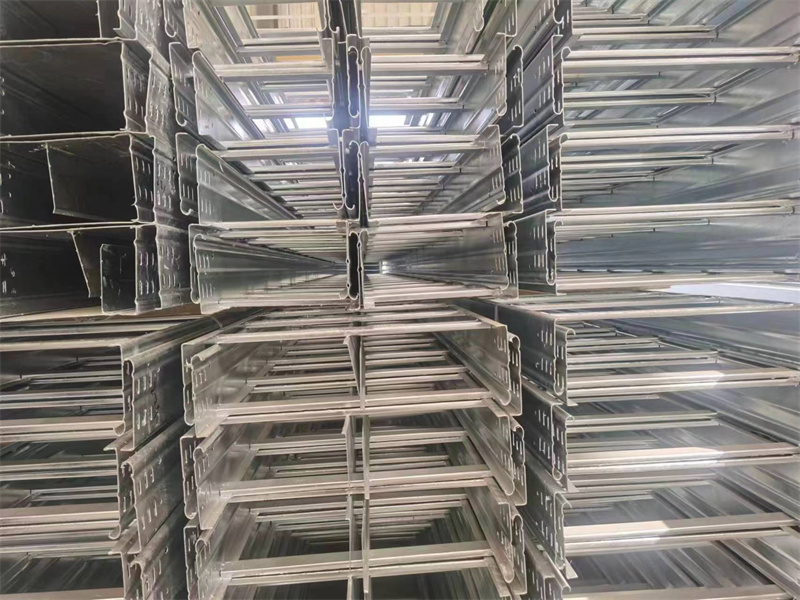 热浸锌电缆桥架